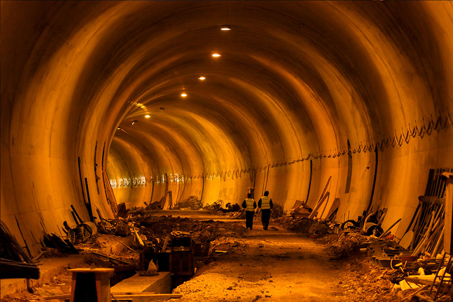 tunnel-remont-construction.jpg