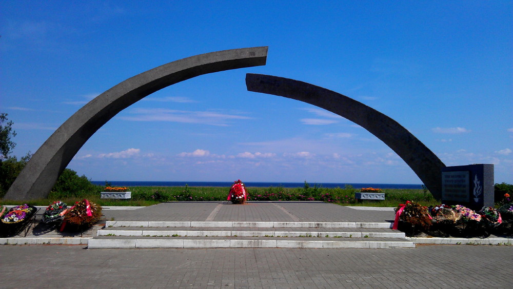 Разорванное кольцо.jpg